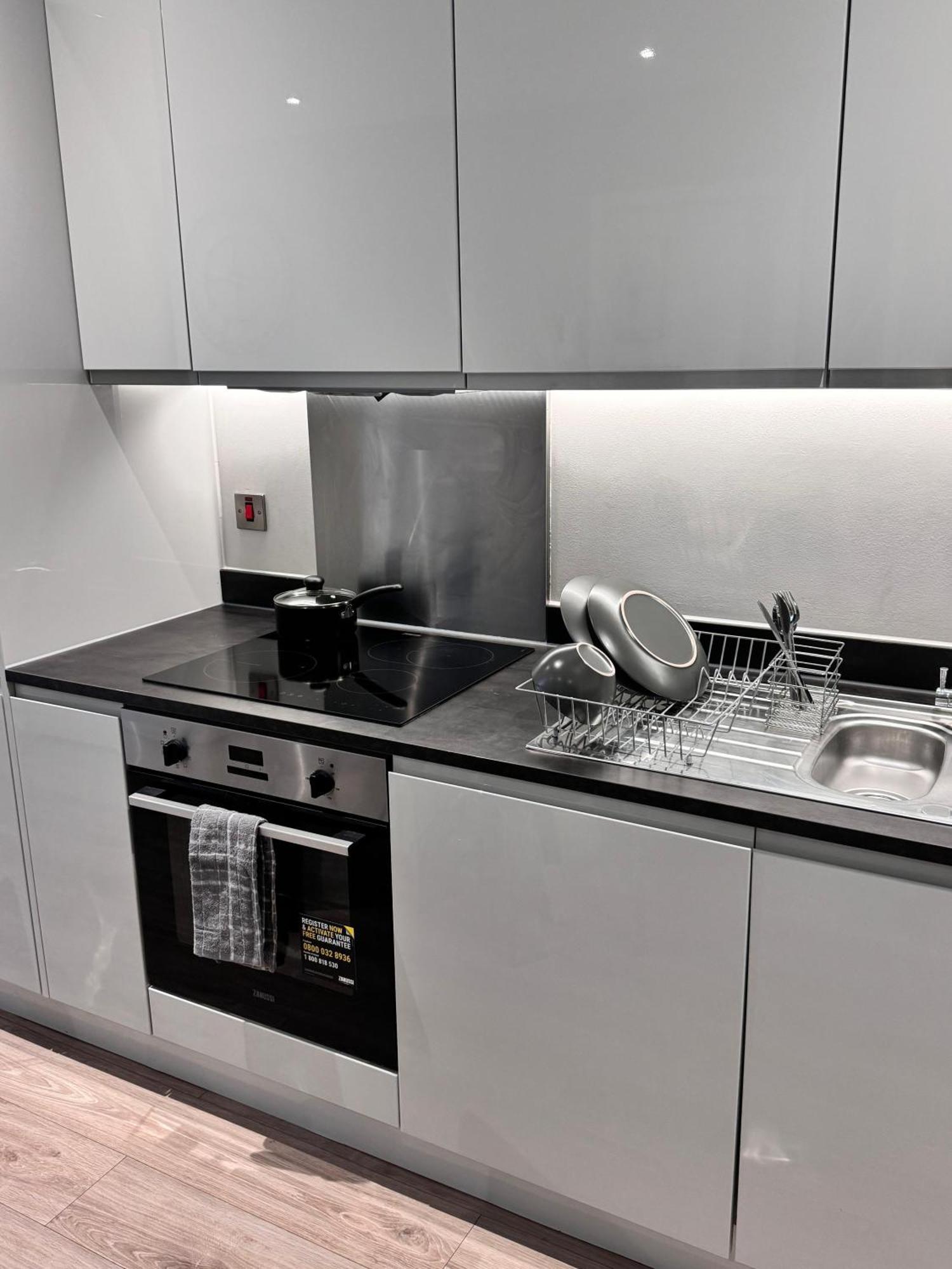 Stylish Luxury Solihull Flat 외부 사진