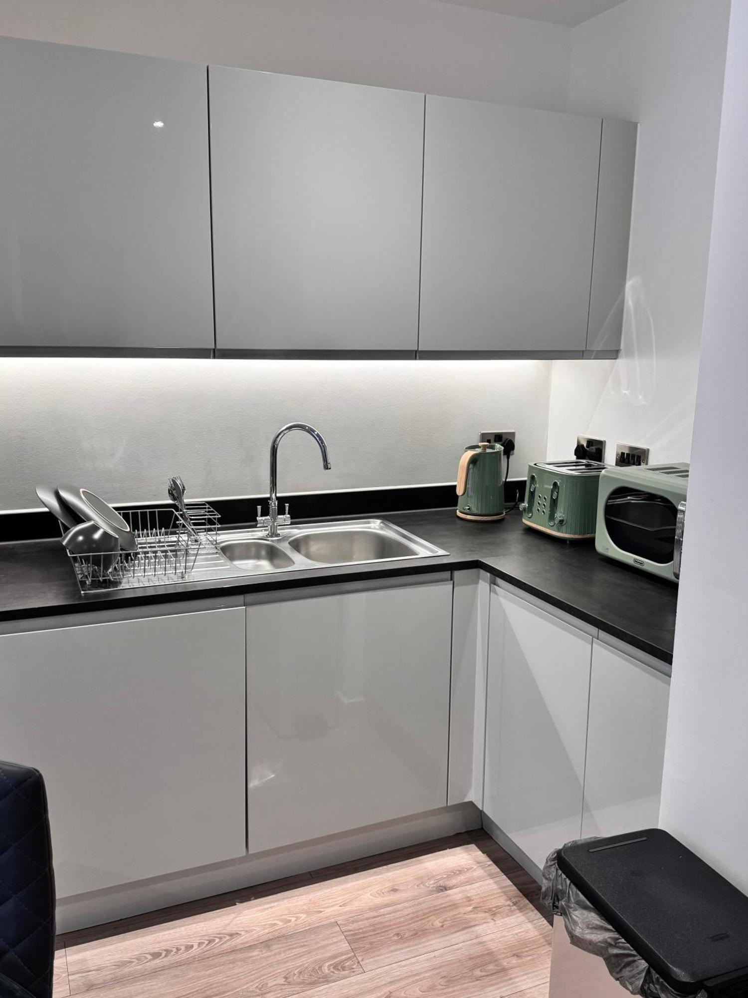 Stylish Luxury Solihull Flat 외부 사진