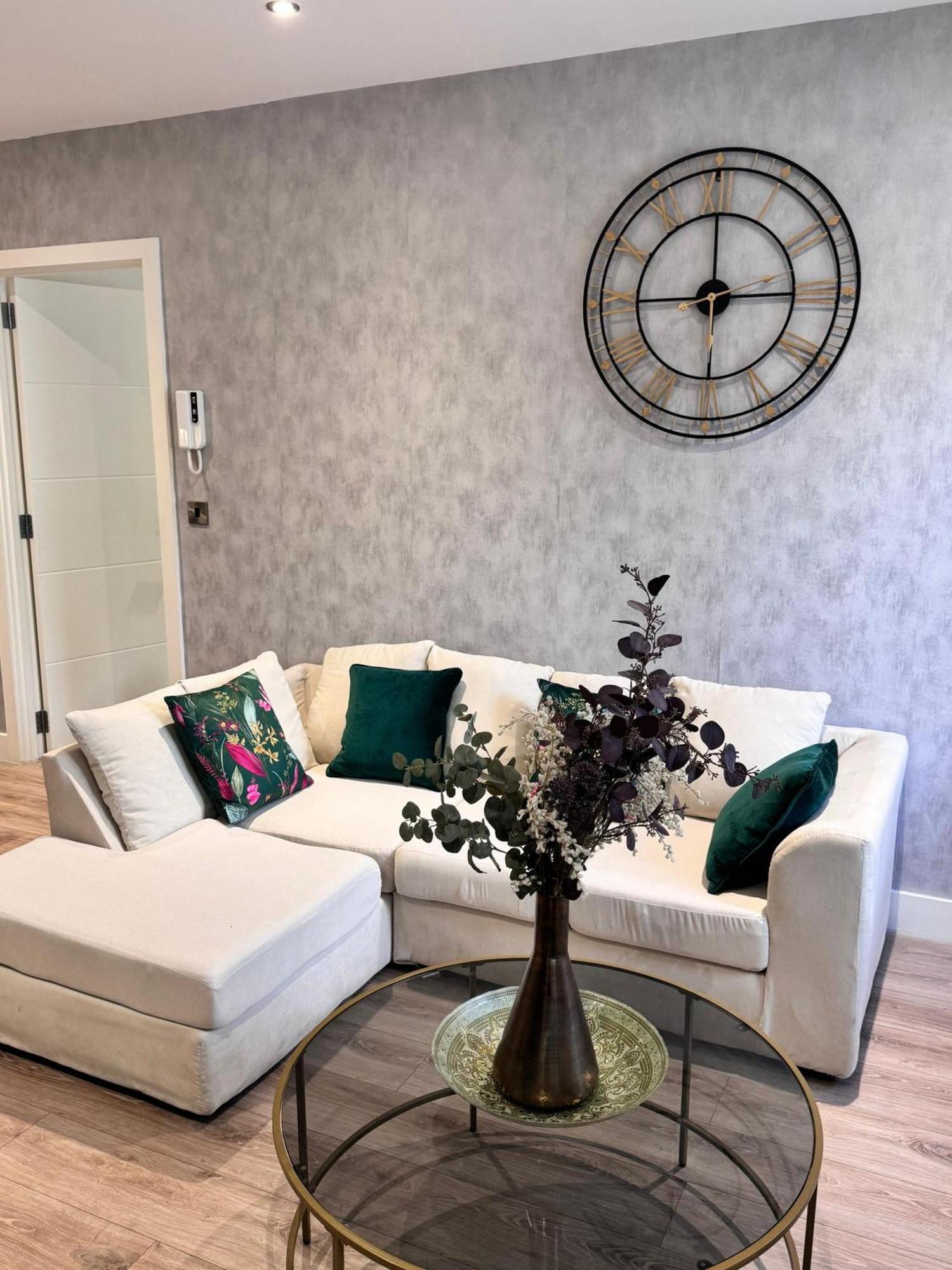 Stylish Luxury Solihull Flat 외부 사진
