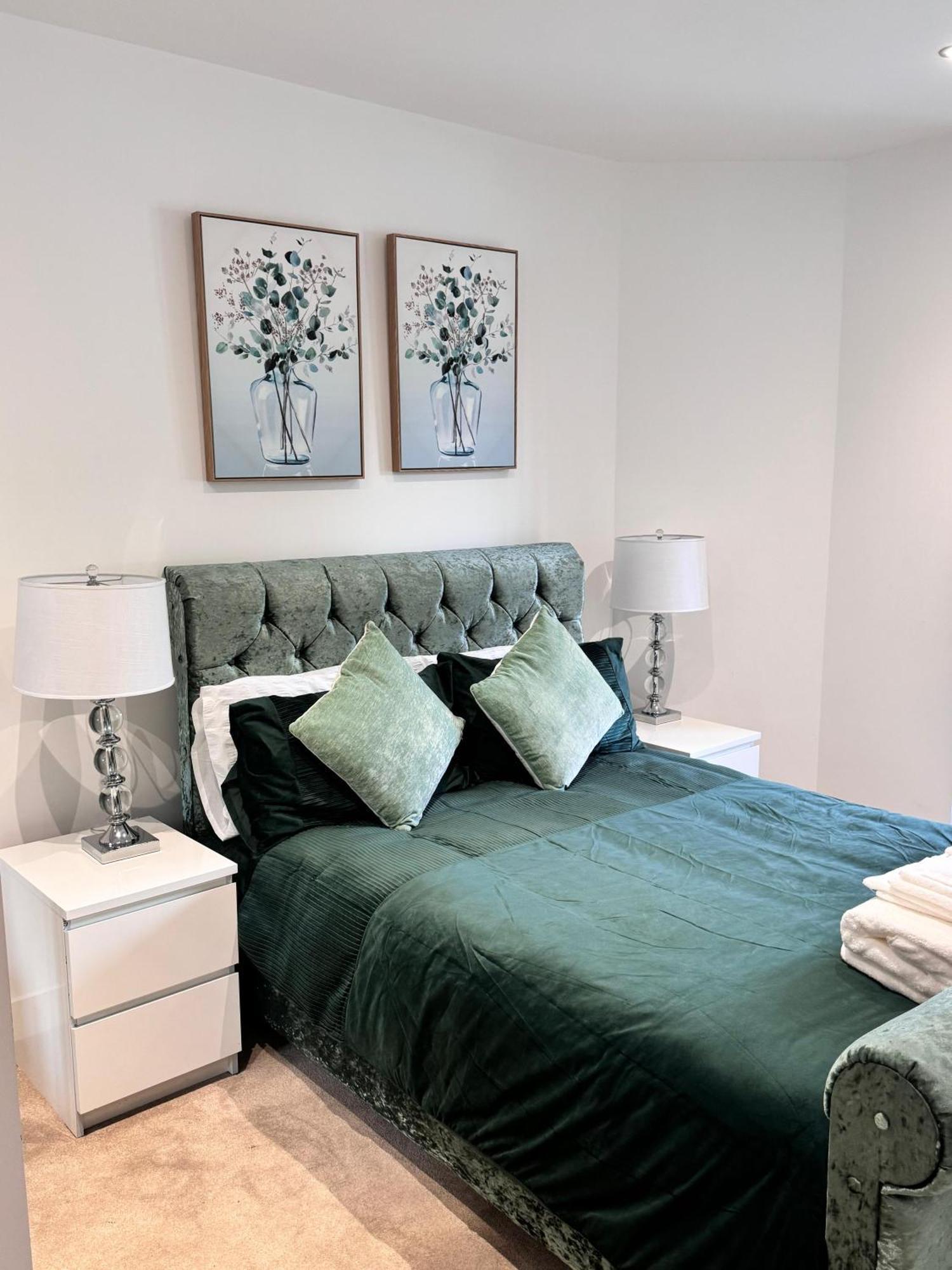 Stylish Luxury Solihull Flat 외부 사진
